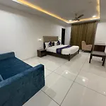 Clover Inn