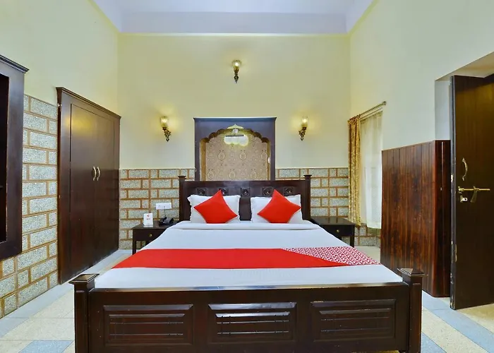 The Fateh Hotel By Le Pension Stays