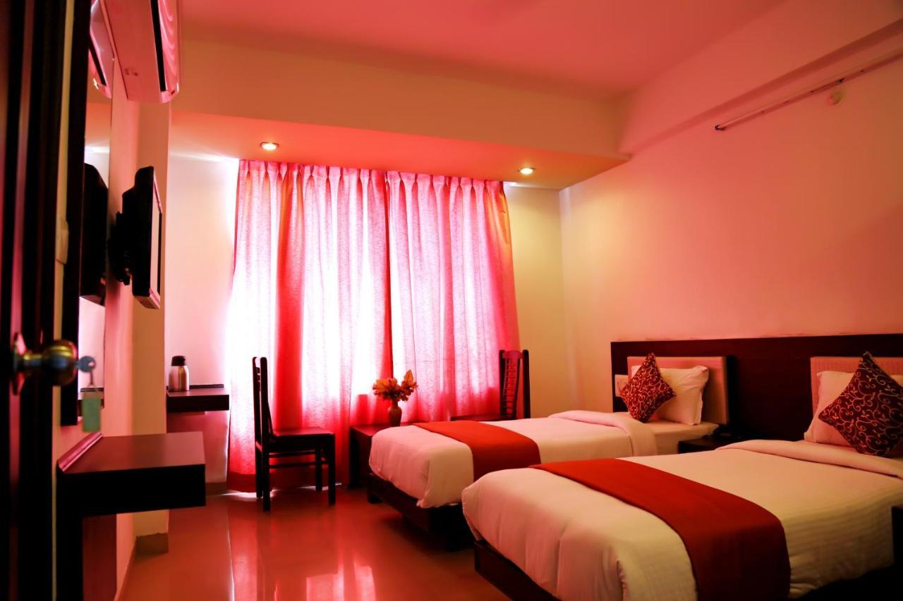 Narayans Leela Hotel 3*