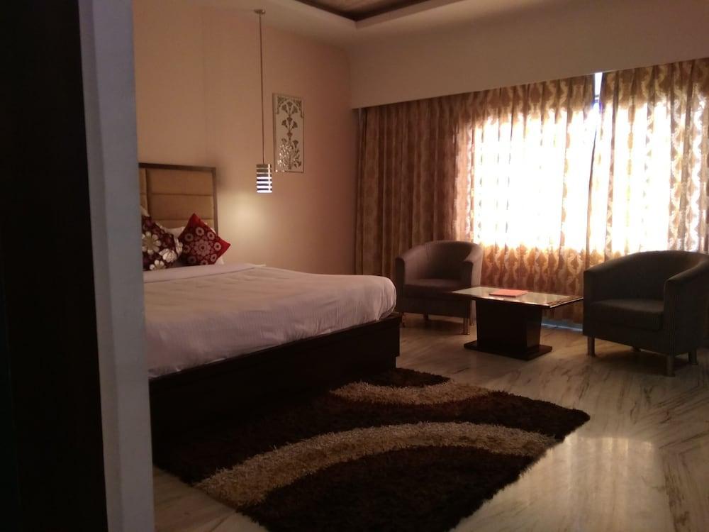 Zone Connect By The Park,udaipur Hotel Udaipur