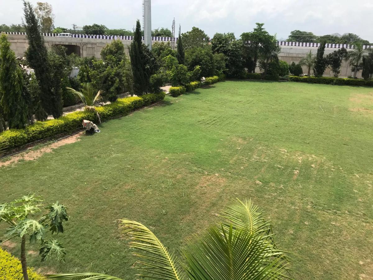 Badam Bagh *