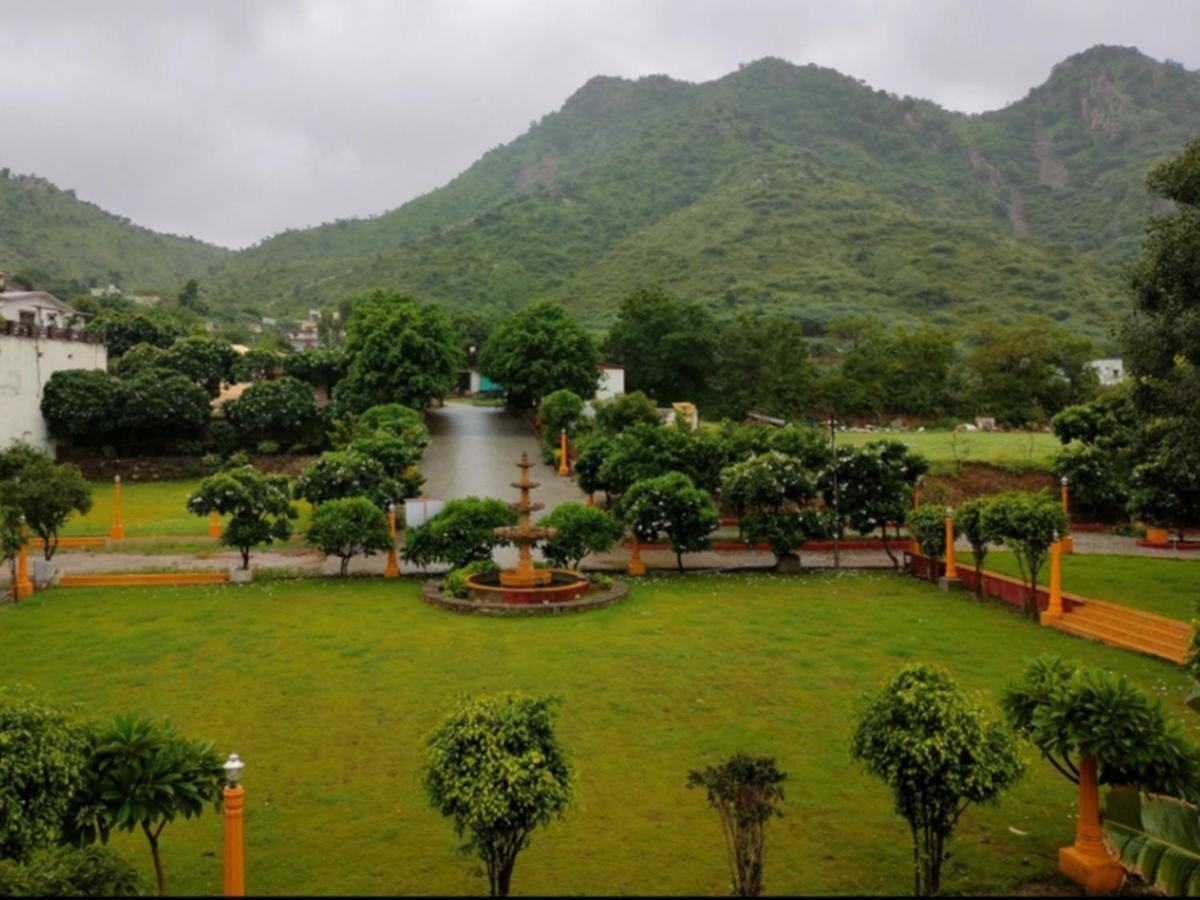 Resort Udai Valley Resort And Spa