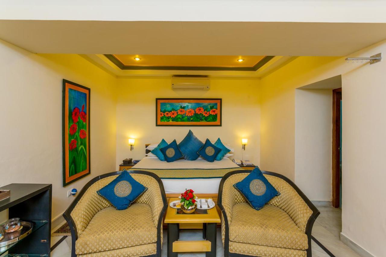 Hotel Jagmandir Island Palace - Grand Heritage Udaipur