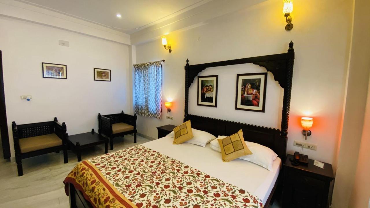 Bed & Breakfast Kotra Haveli A Boutique By Pichola Udaipur