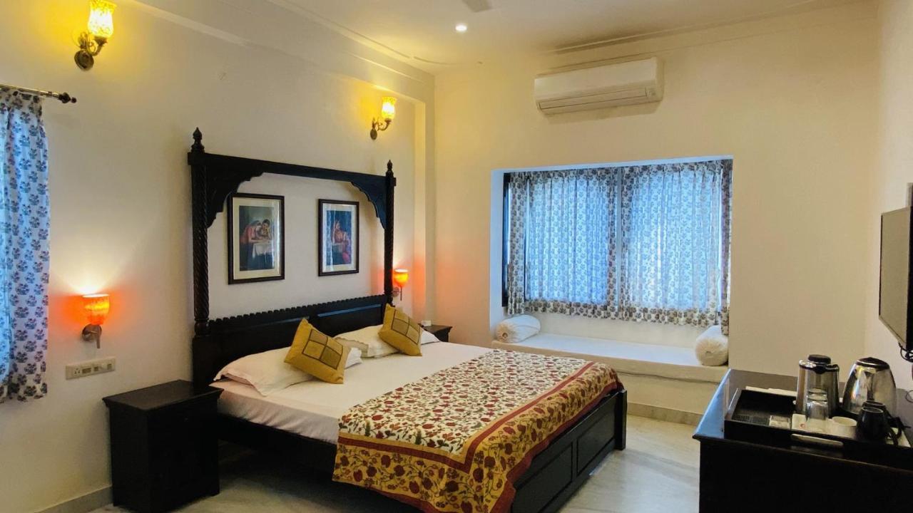 Bed & Breakfast Kotra Haveli A Boutique By Pichola Udaipur