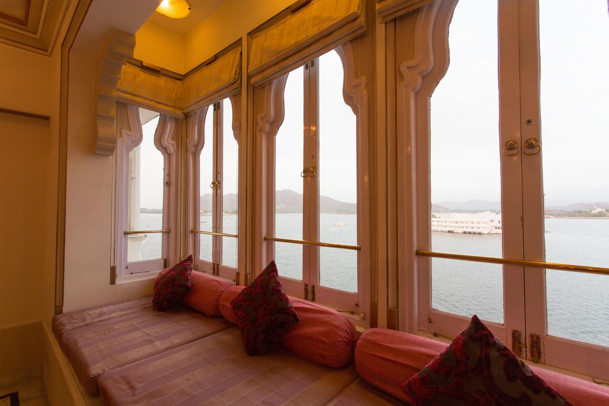 Hotel Taj Fateh Prakash Palace 5*