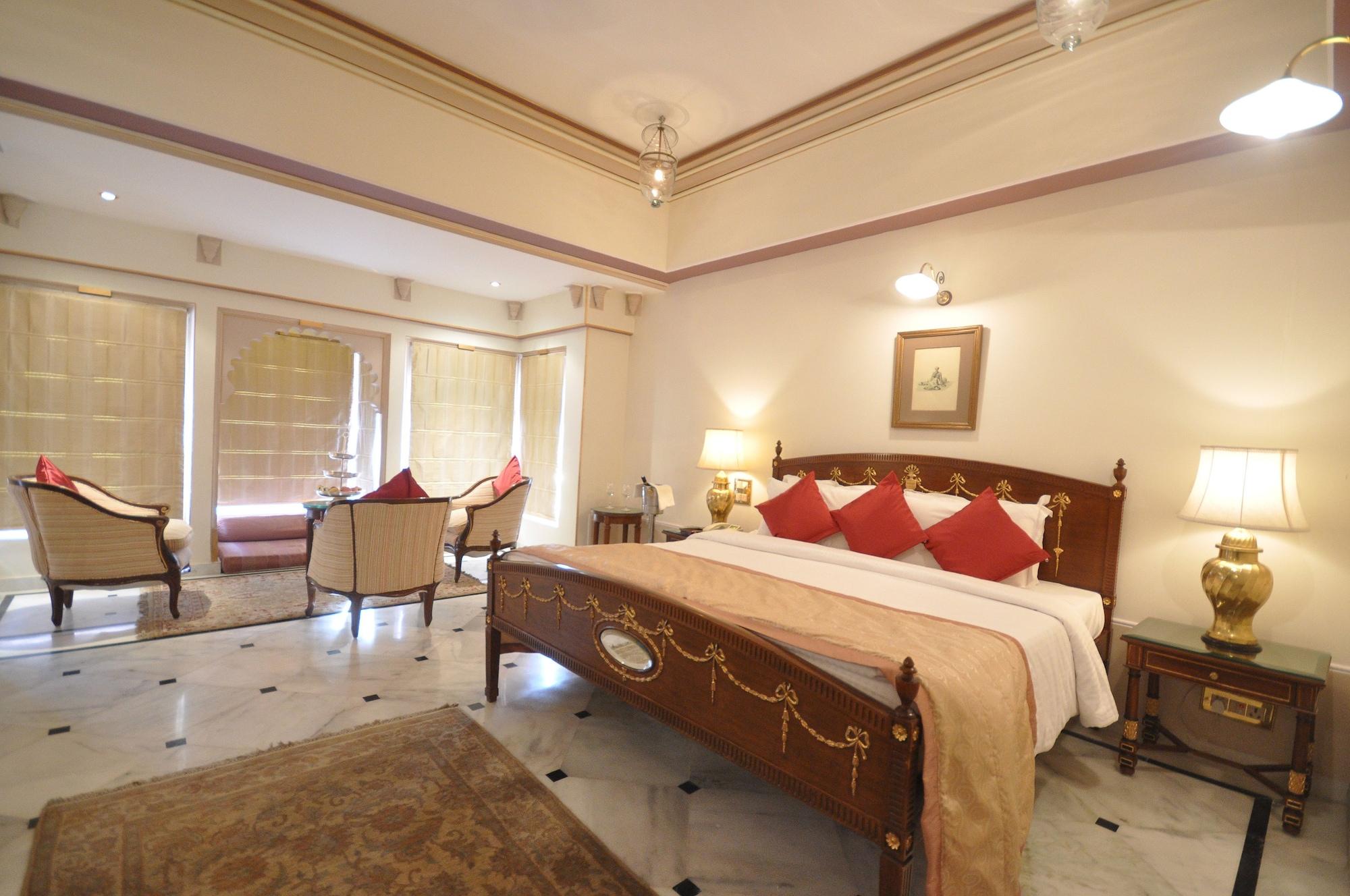 Taj Fateh Prakash Palace