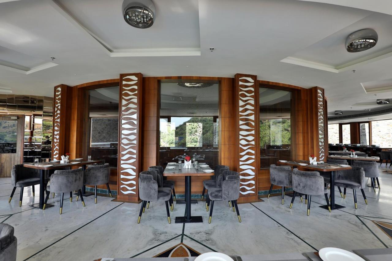 Seasons Park Hotel 3*
