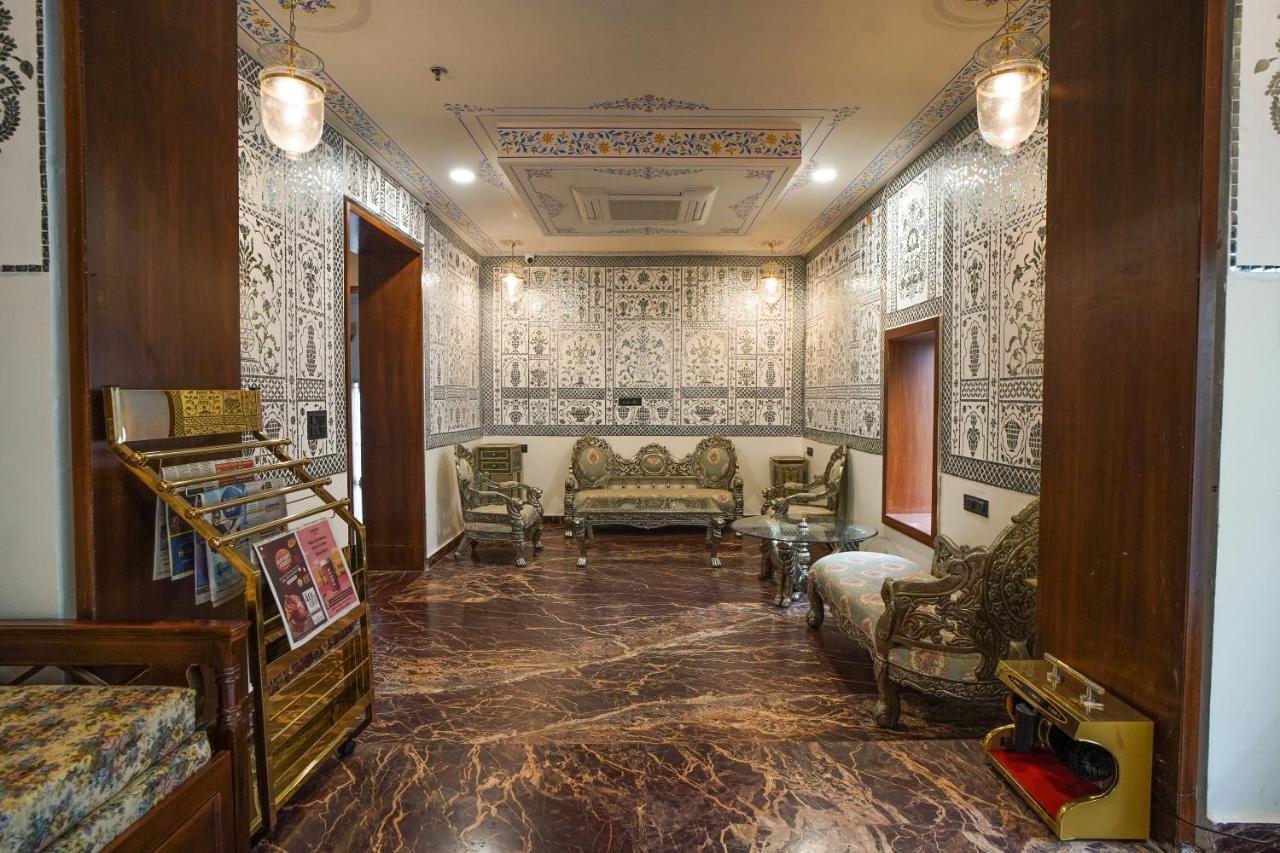 Resort The Amar Mahal By Trulyy