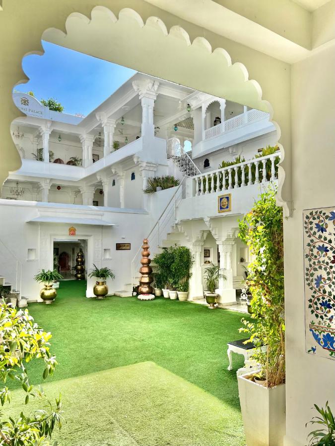 Jagat Niwas Palace 4*