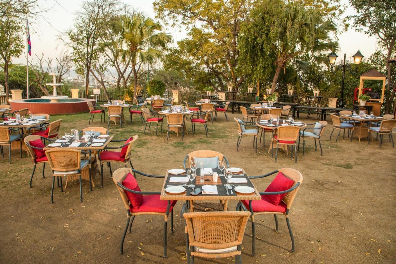 Hotel The Lalit Laxmi Palace
