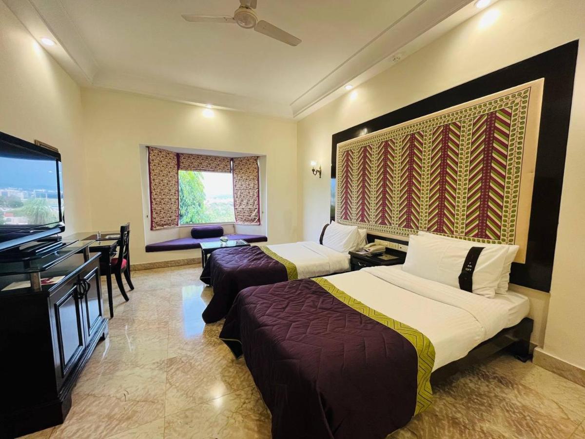The Lalit Laxmi Palace 5* Udaipur