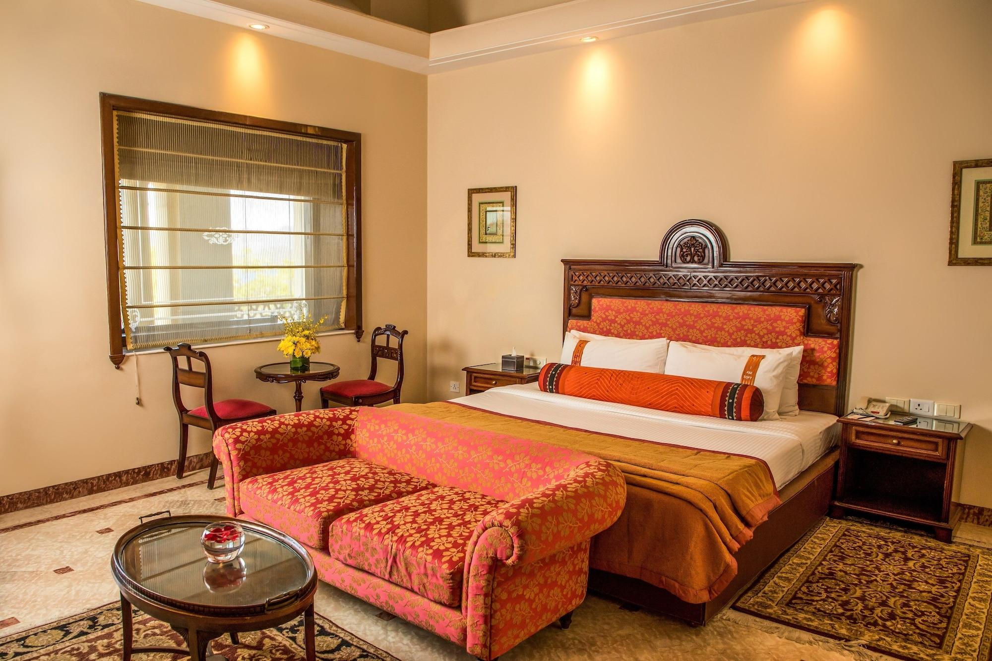 The Lalit Laxmi Palace 5*