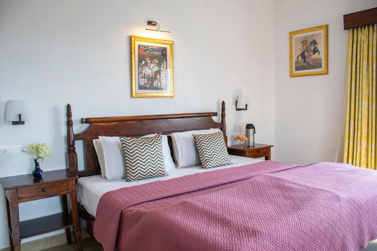 Titardi Garh- 18th Century Castle Homestay *