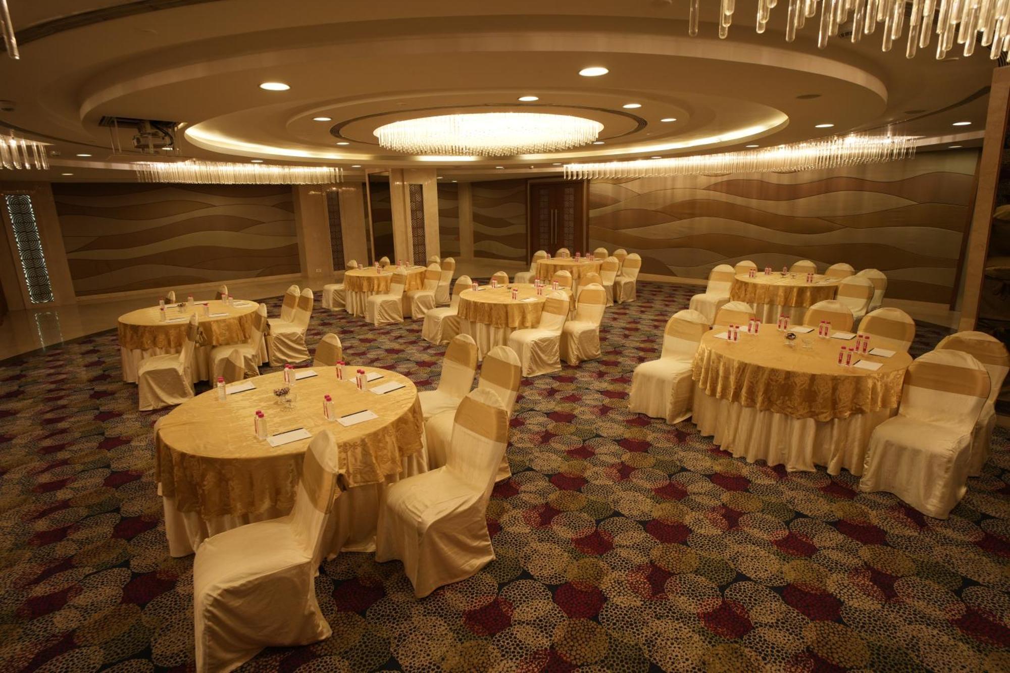 Hotel Radisson Udaipur