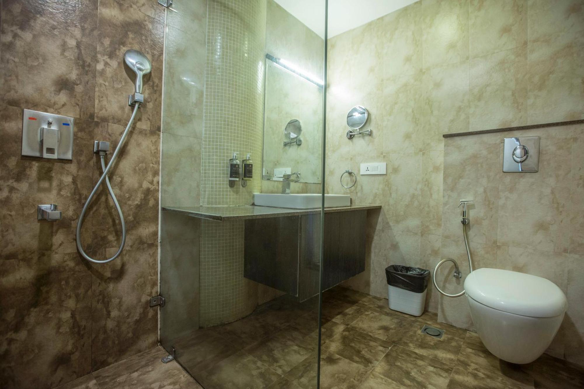 Hotel Vesta Grand
