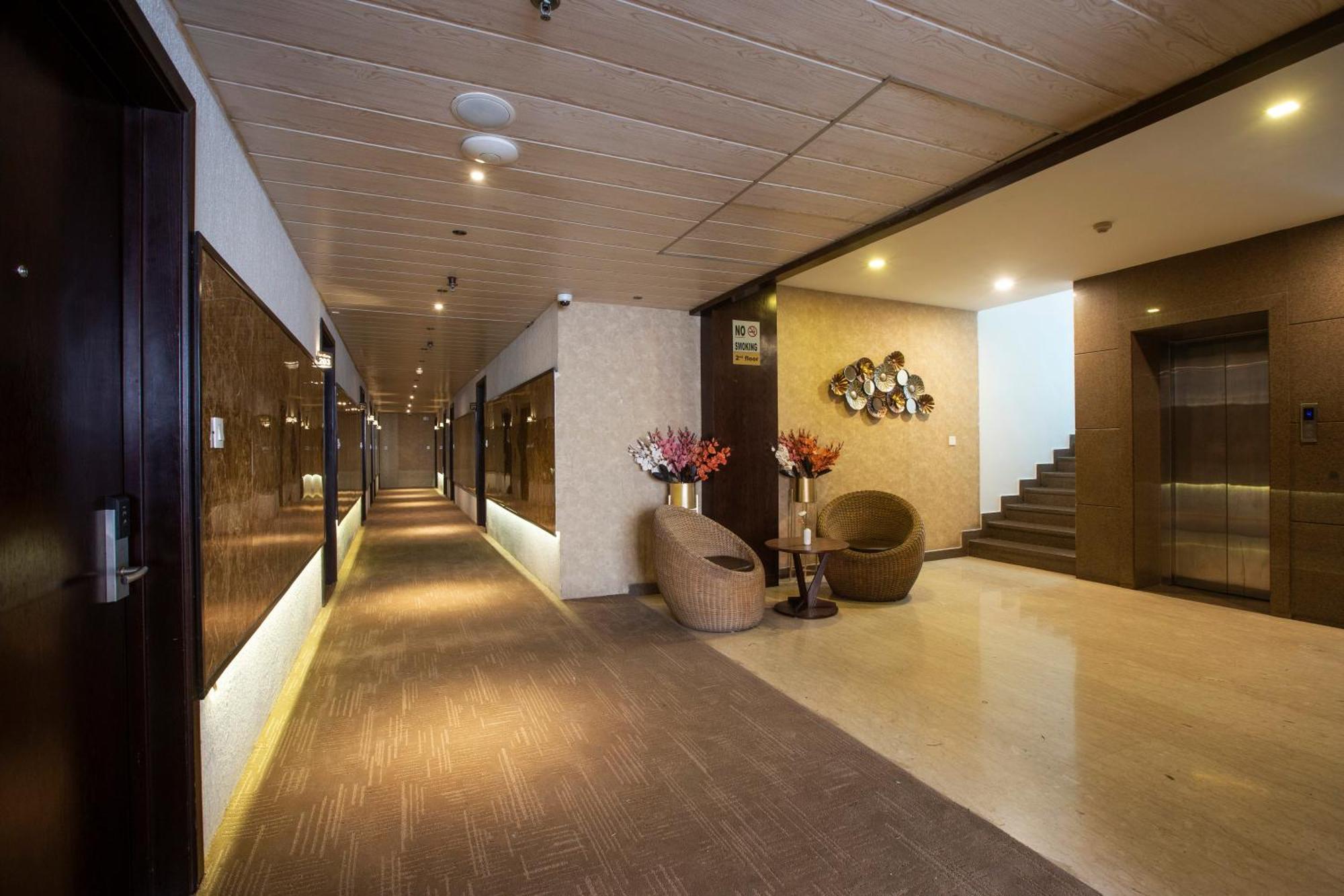 Hotel Vesta Grand