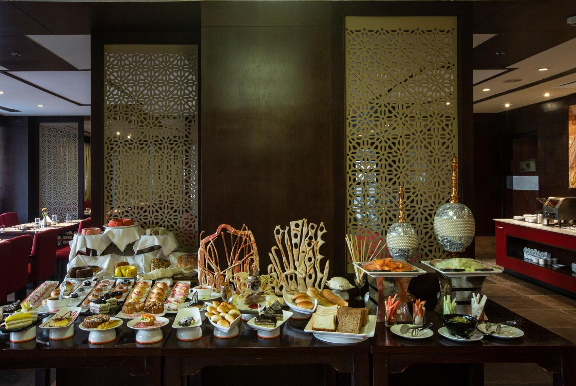 Hotel Vesta Grand 4*