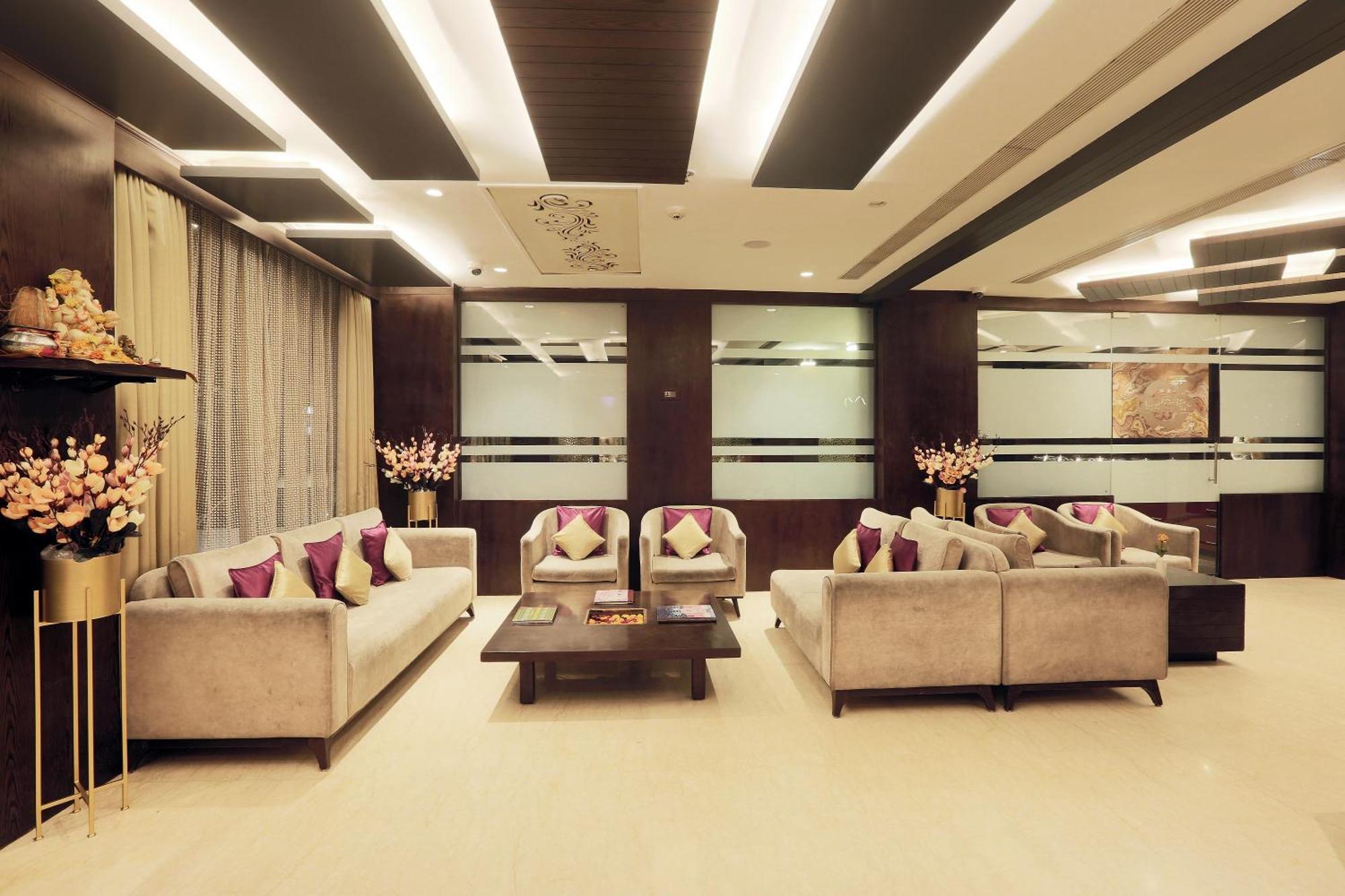 Vesta Grand Hotel 4*