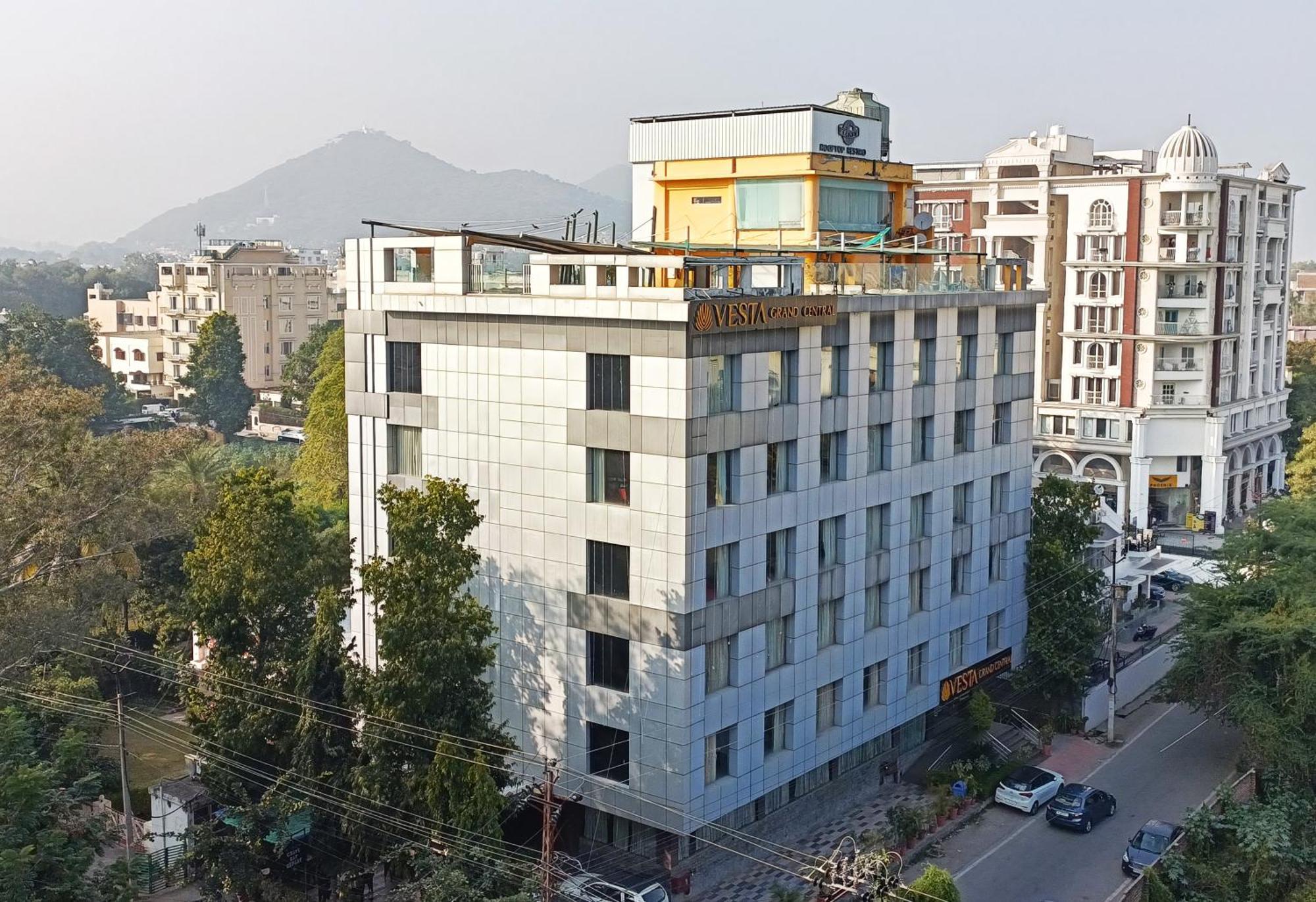 Vesta Grand Hotel