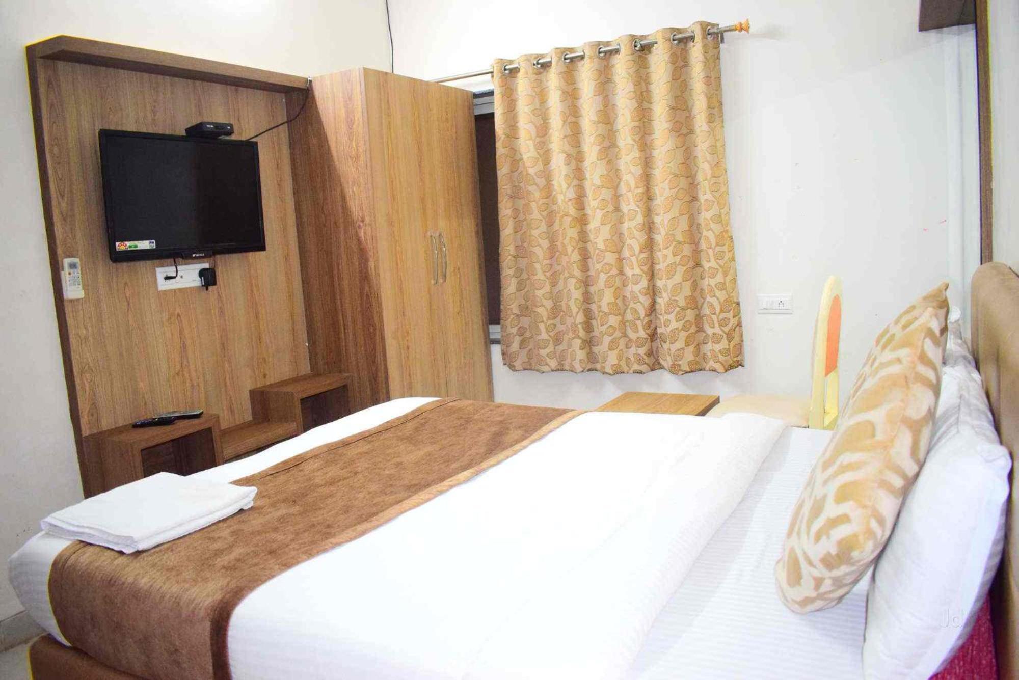 Mangal & Pool Hotel 3*