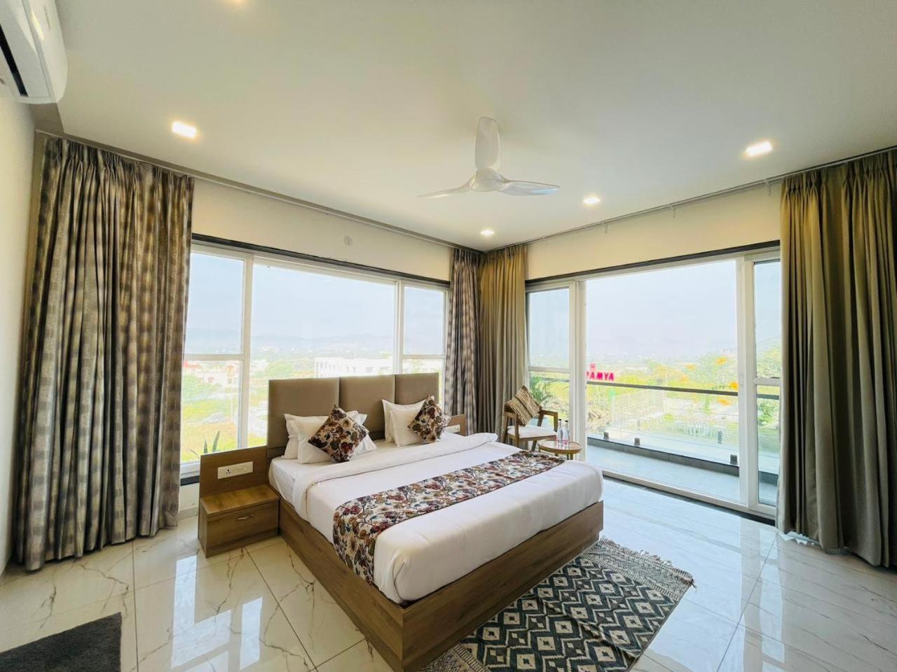 Suramya-a Luxury Boutique