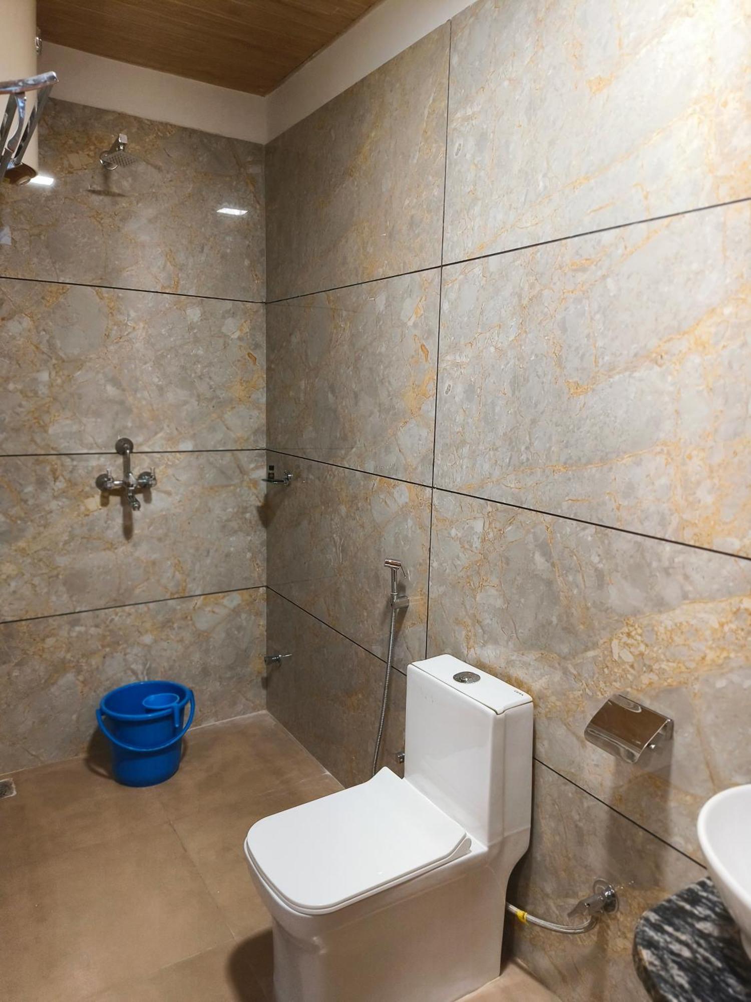 Hotel The Lavit Malhar Inn. 3*