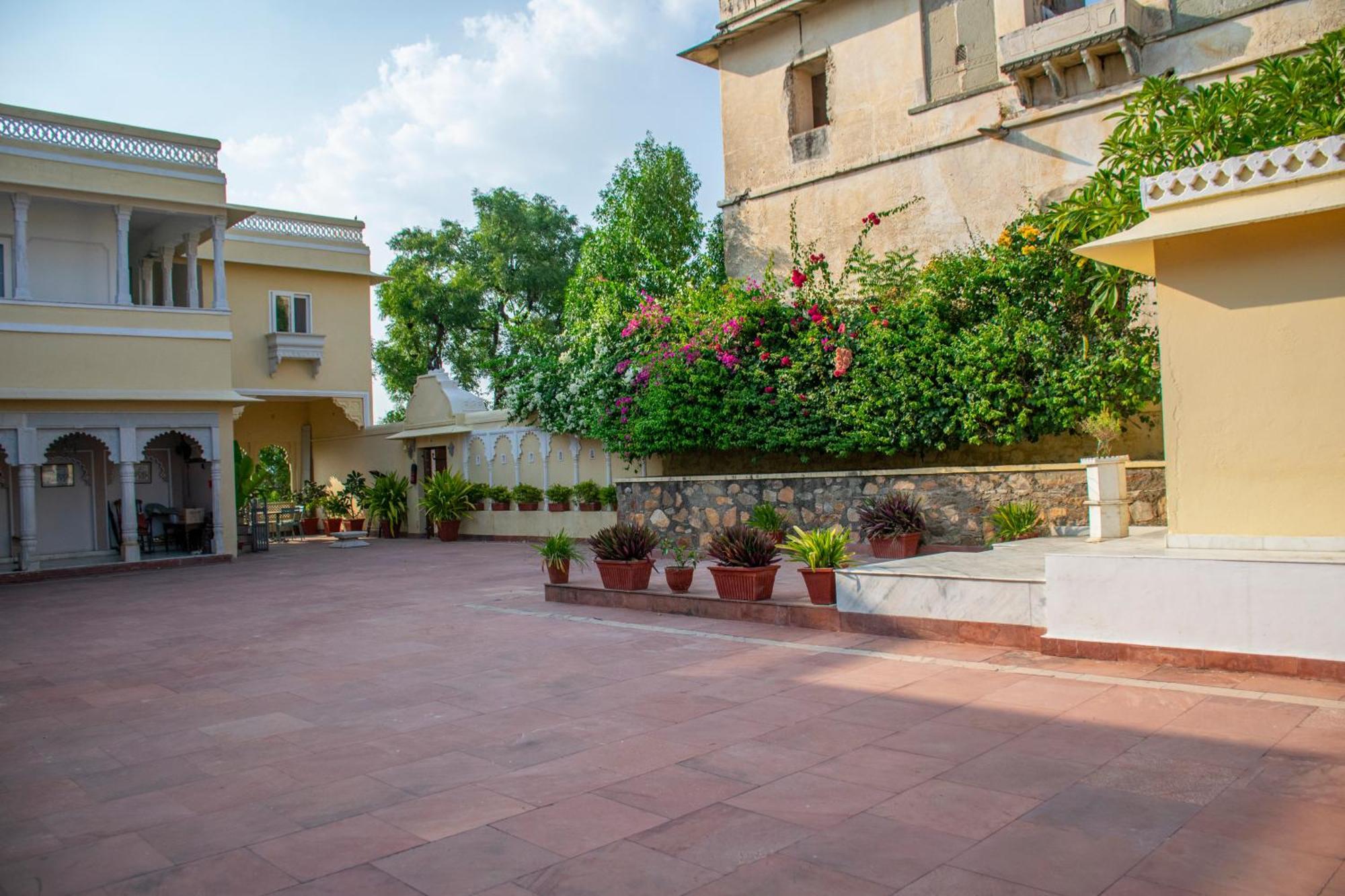 Titardi Garh- 18th Century Castle Homestay Udaipur