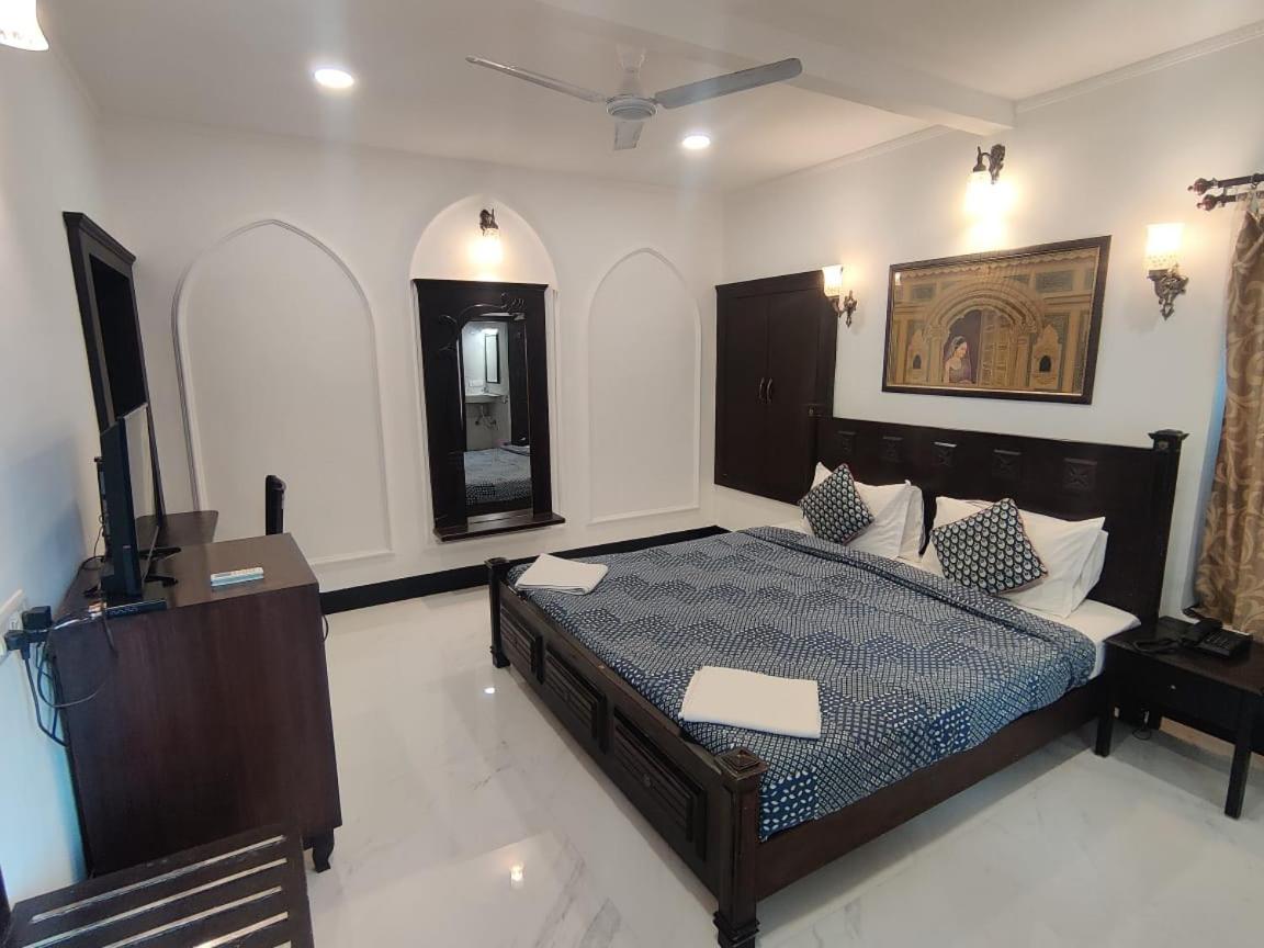 Hotel The Fateh By Le 3*