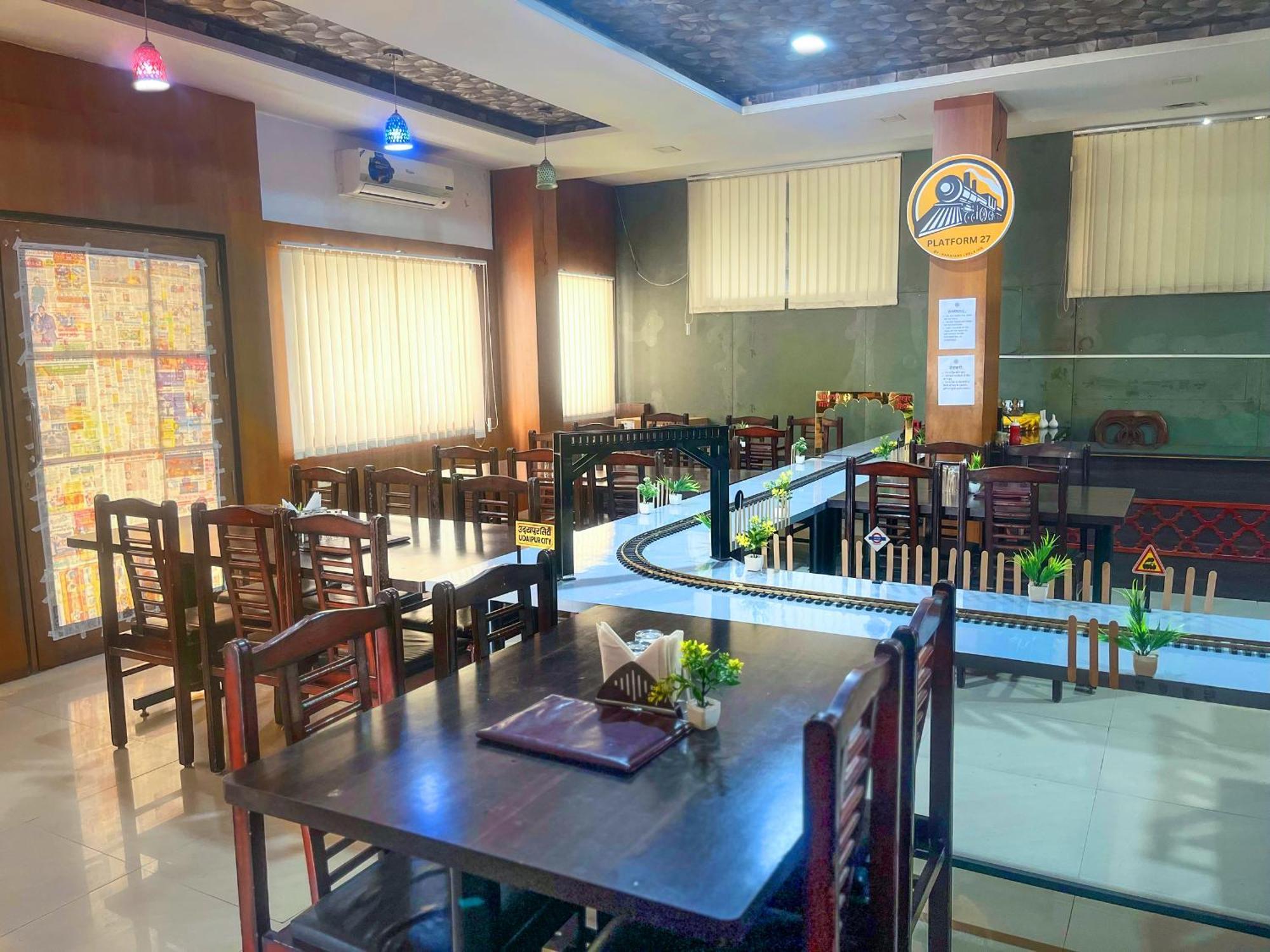 Narayans Leela Hotel 3*