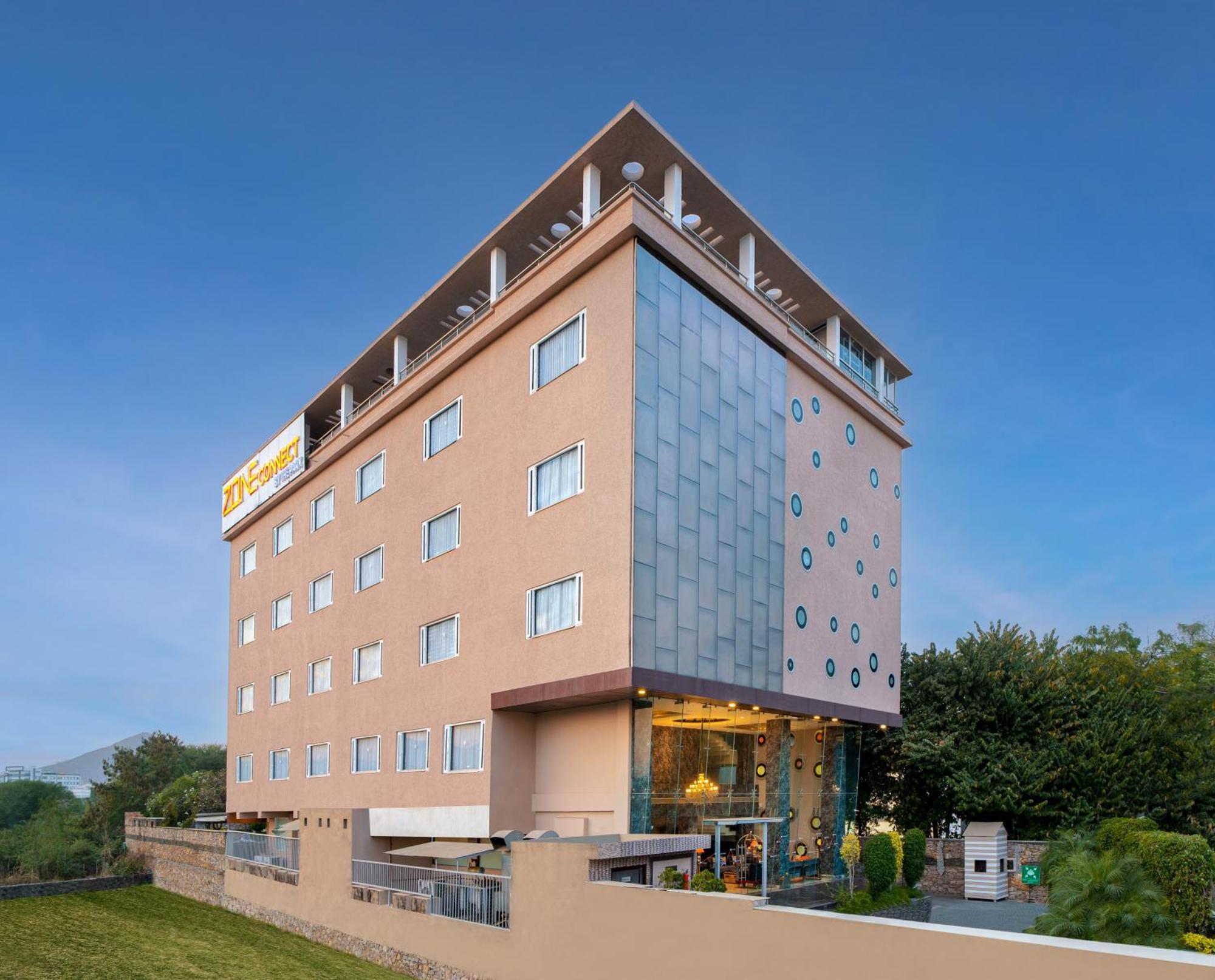 Zone Connect By The Park,udaipur Hotel 3*
