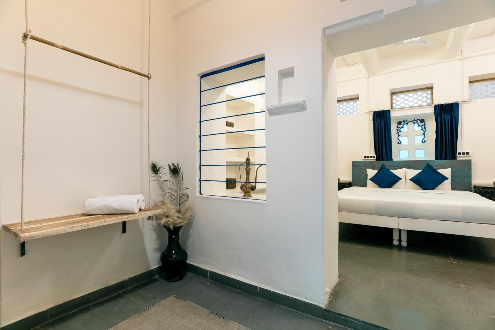Bed & Breakfast Barefoot Boutique