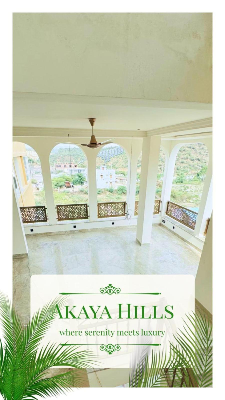 Akaya Hills *