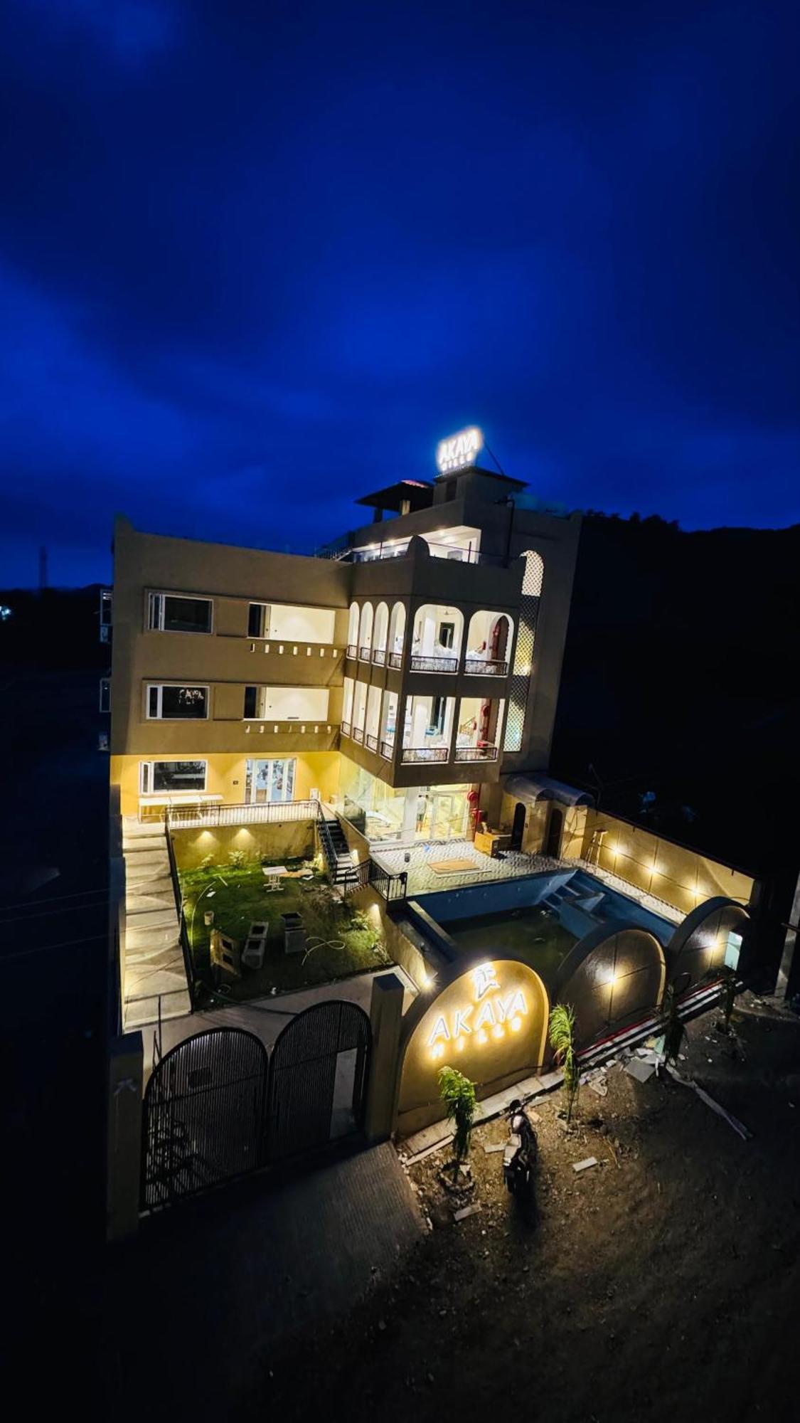 Resort Akaya Hills Udaipur