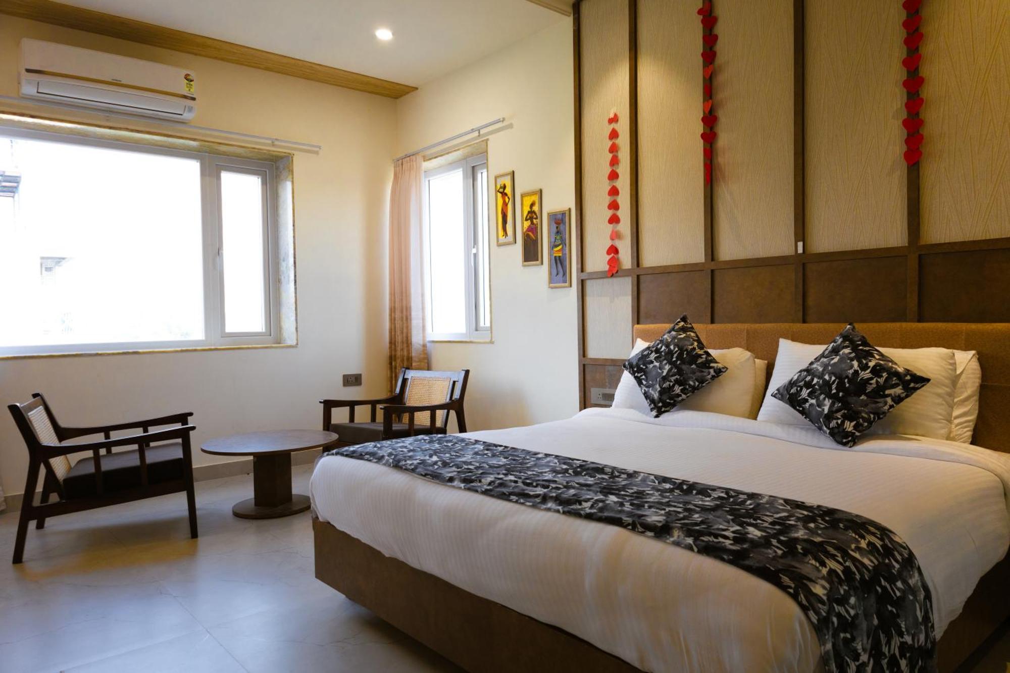 Akaya Hills Resort Udaipur