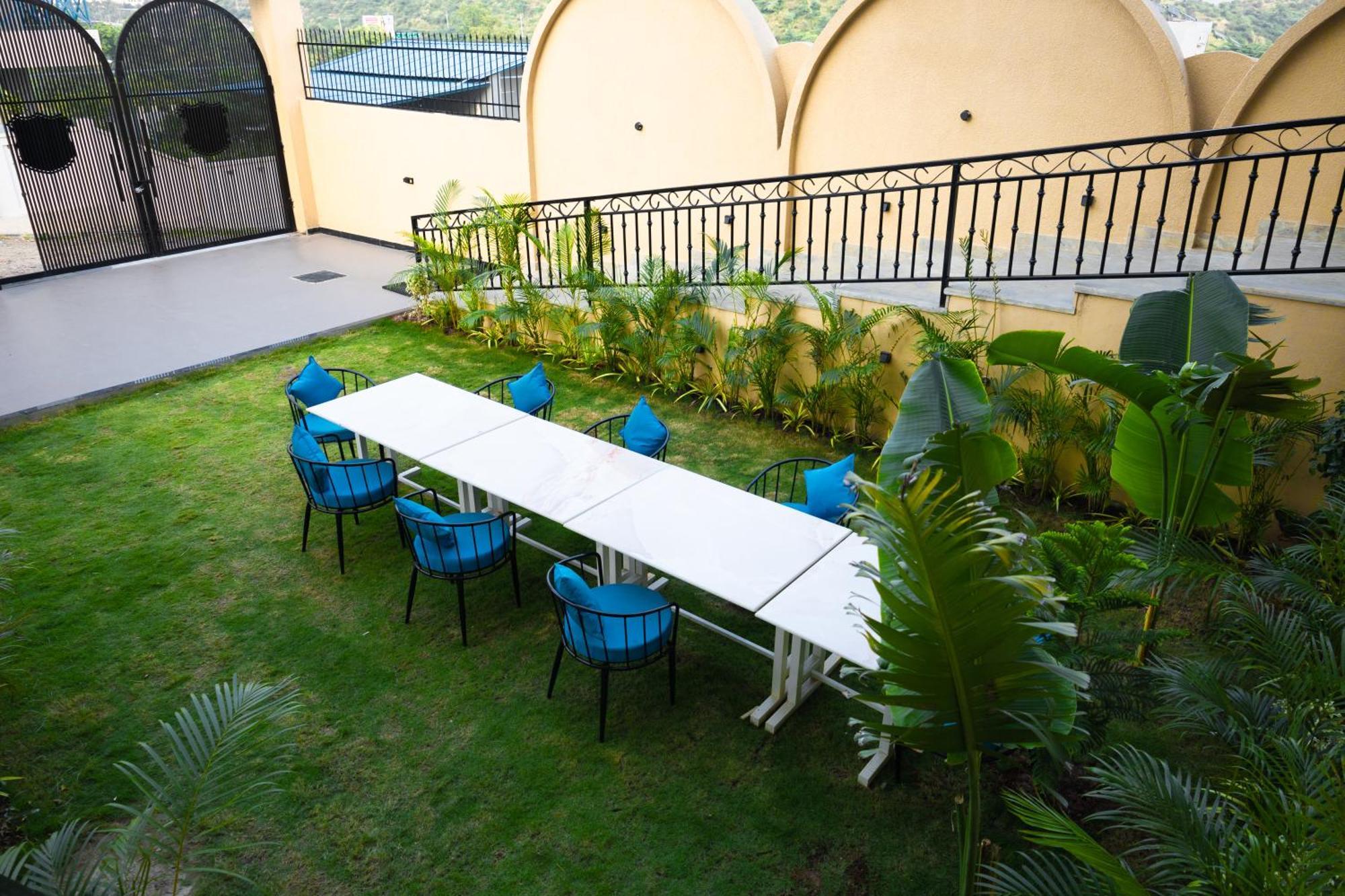 Resort Akaya Hills Udaipur