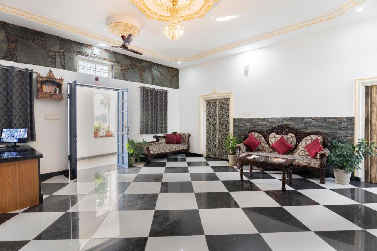 Emperor Palace A Heritage Hotel Udaipur