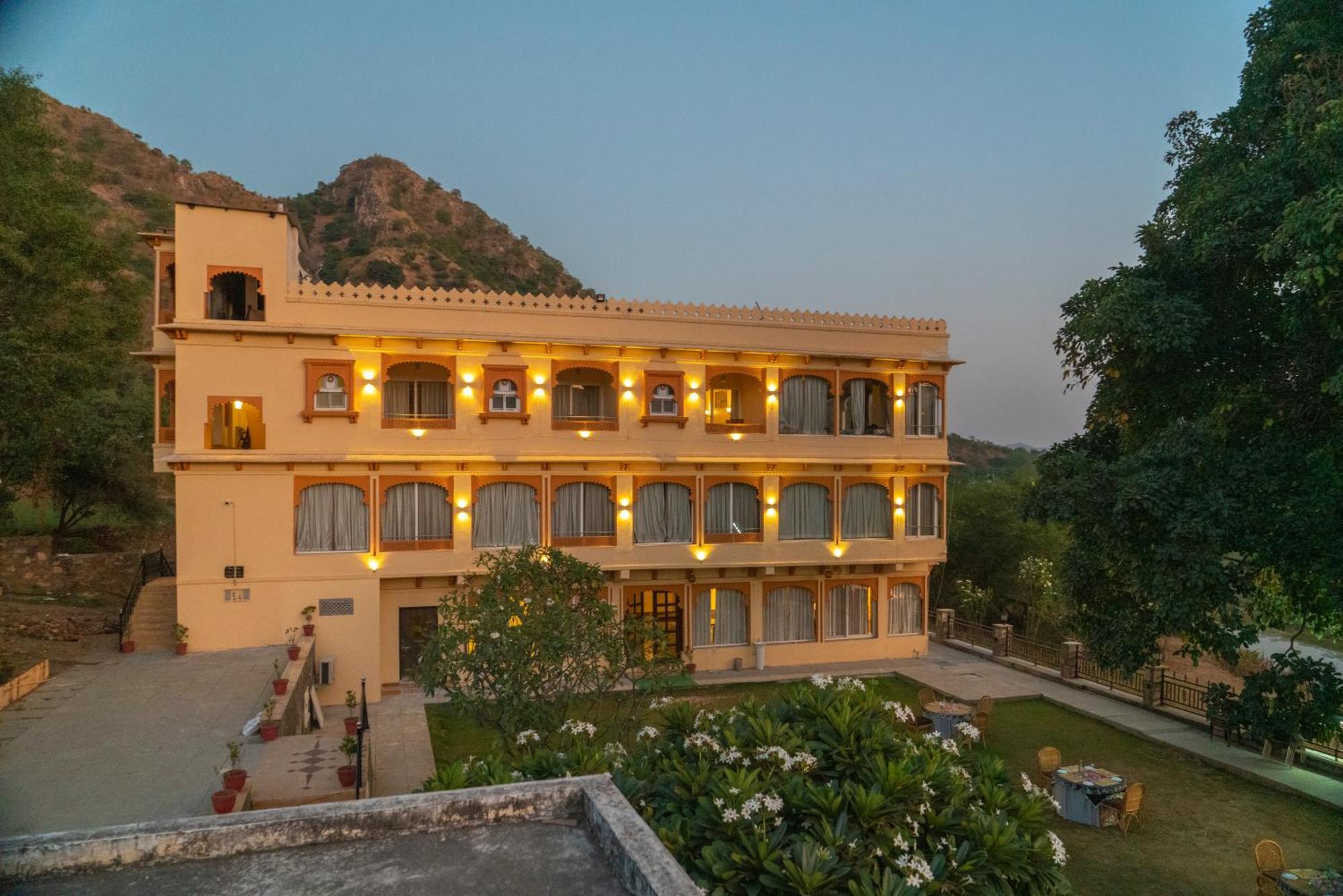 Udai Nature Valley - A Peace Full 3* Udaipur