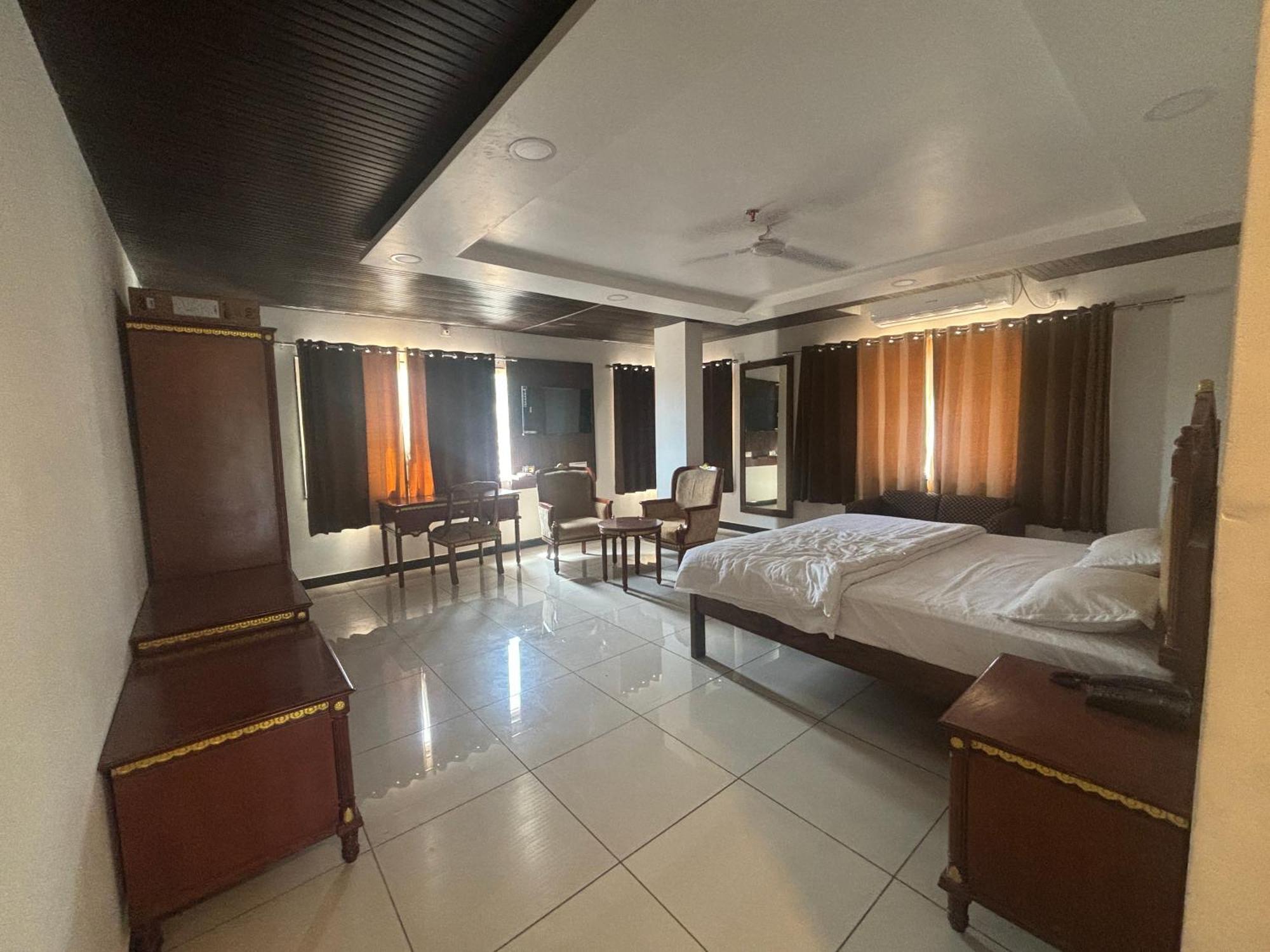 Club Azzurro Udaipur