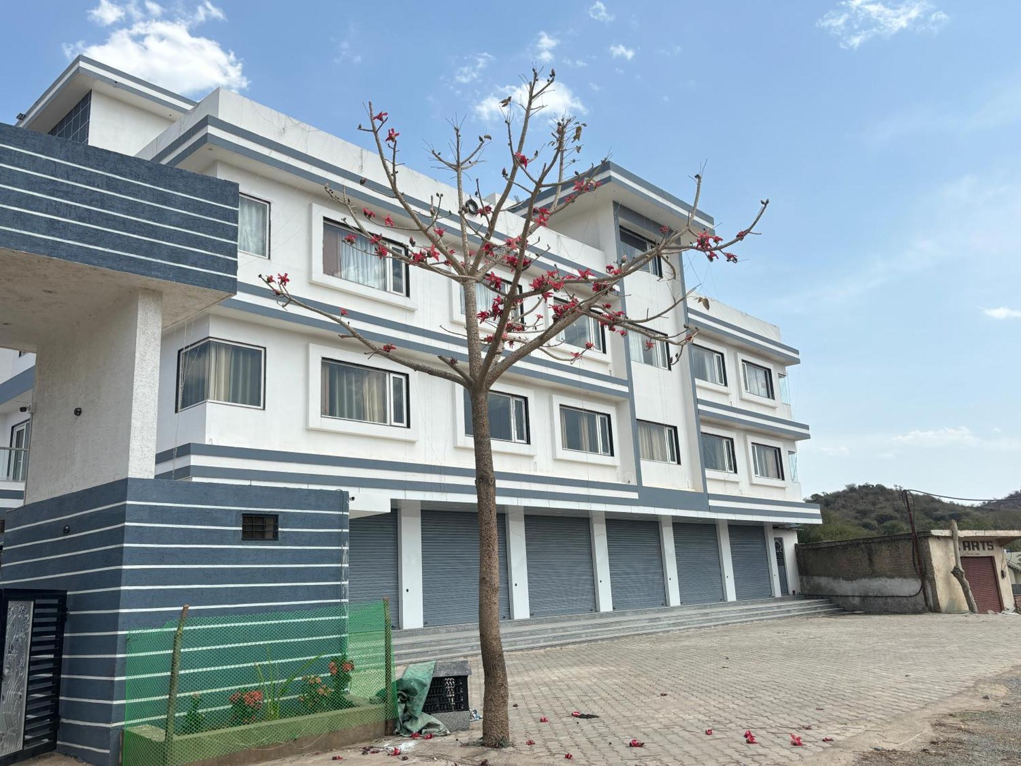 Club Azzurro Resort *