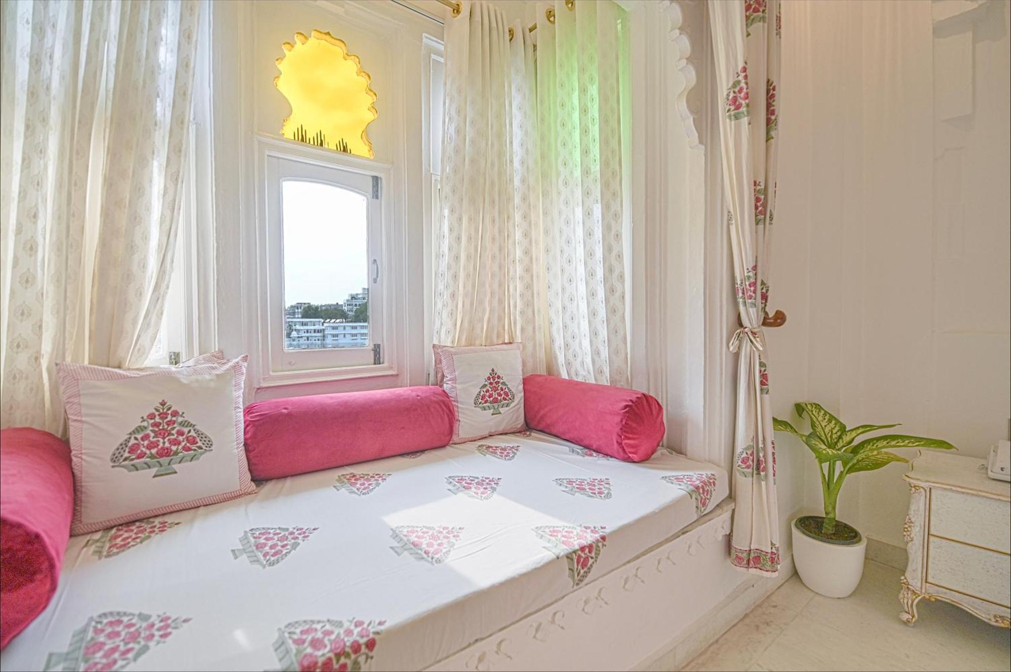 Jagat Niwas Palace Hotel