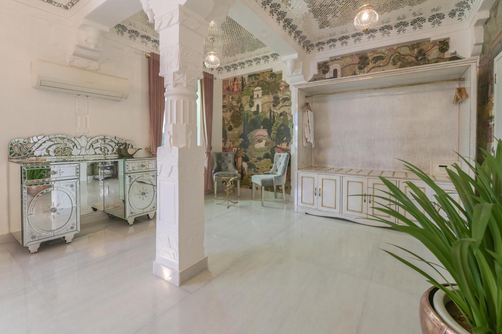 Jagat Niwas Palace Udaipur