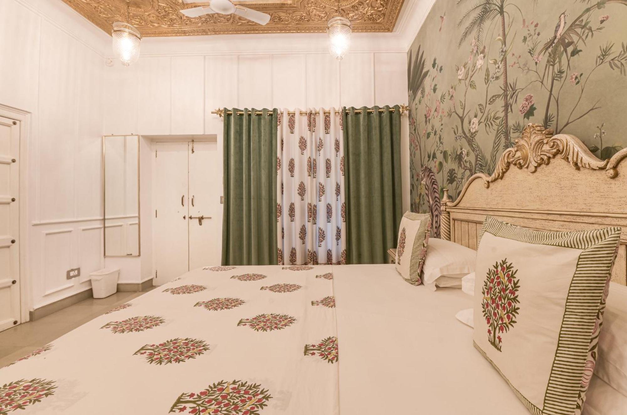 Jagat Niwas Palace Hotel Udaipur