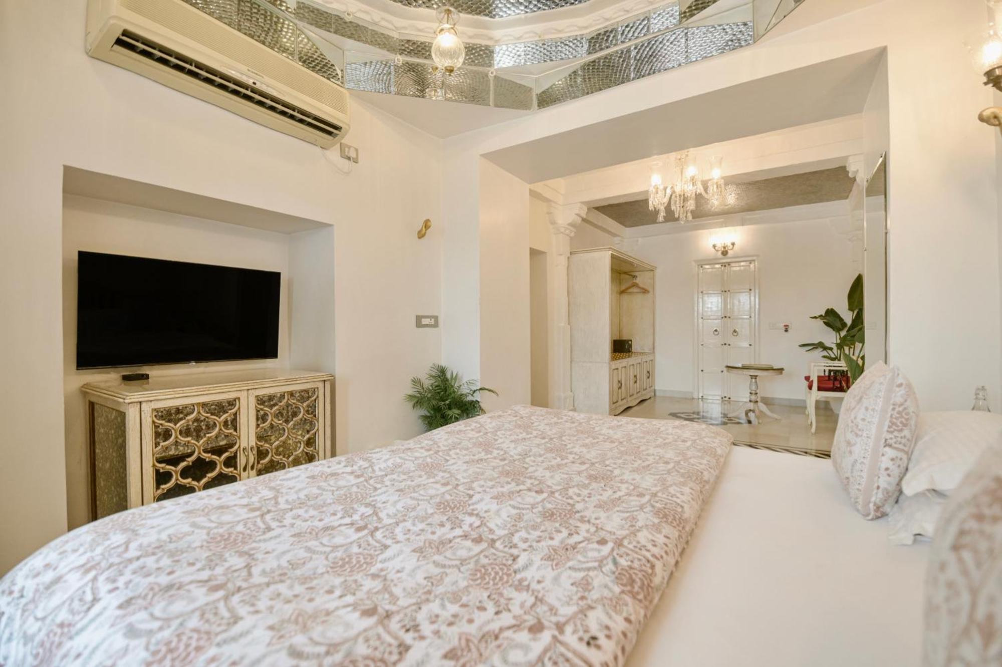 Hotel Jagat Niwas Palace 4*