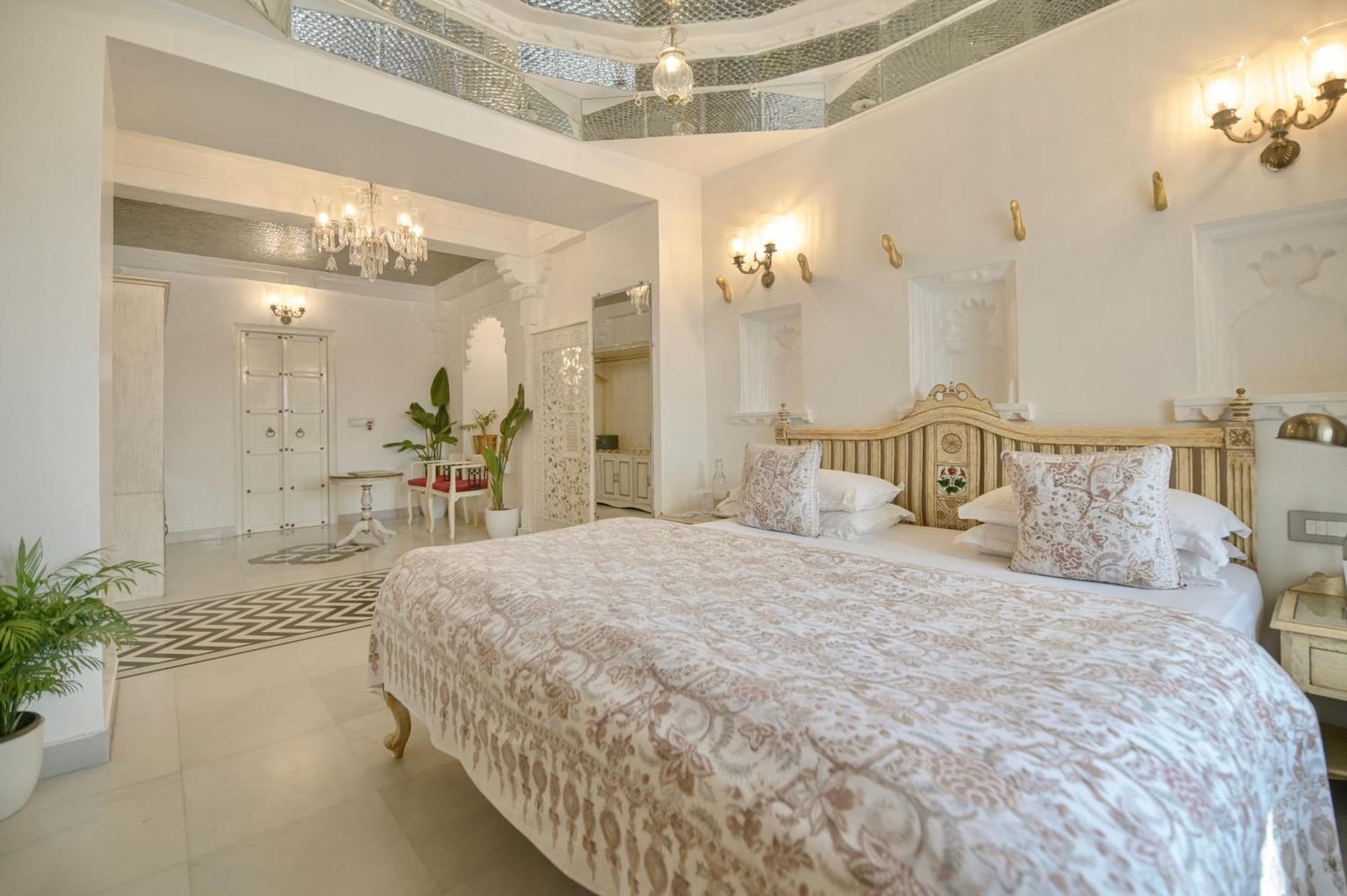 Jagat Niwas Palace Hotel Udaipur