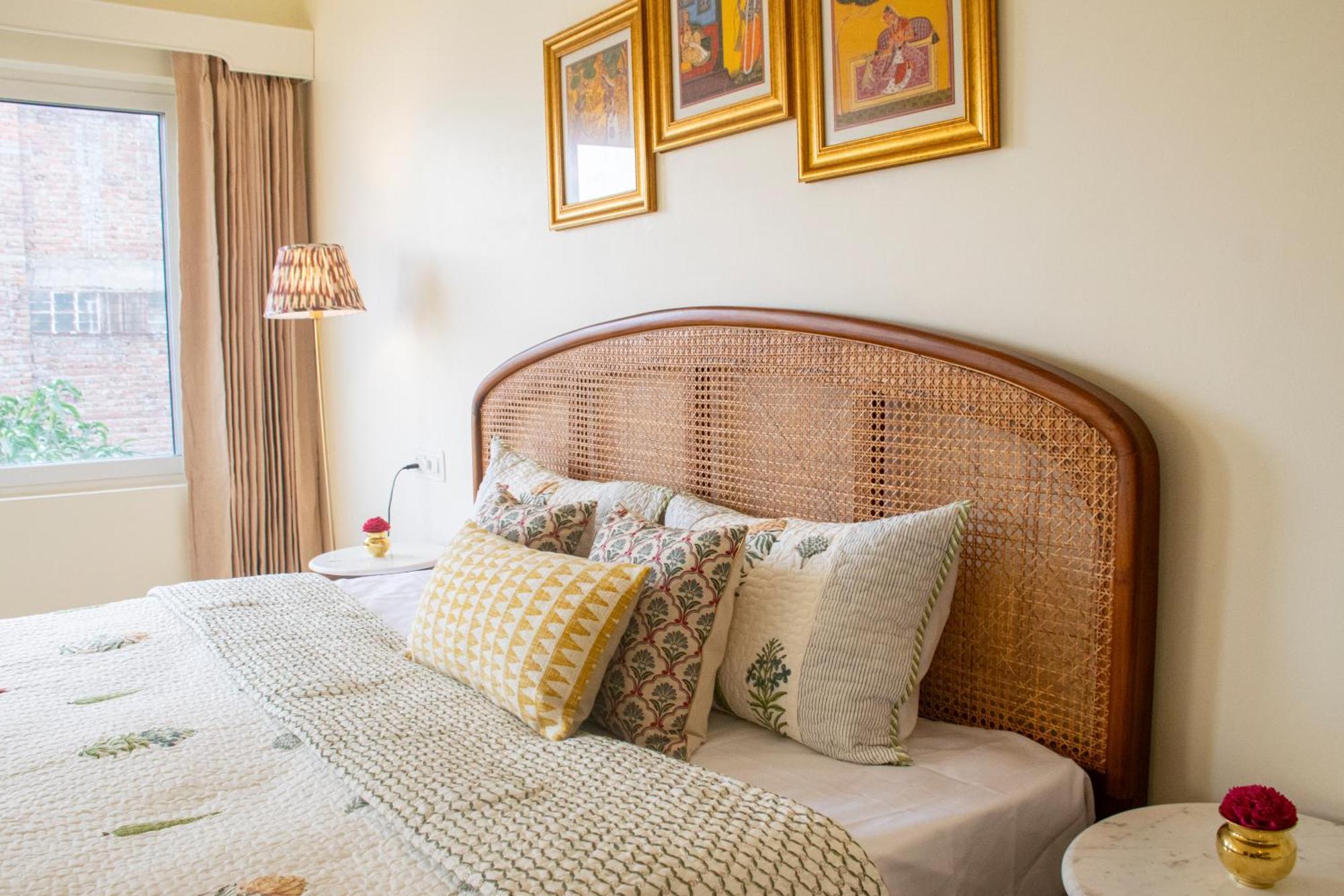 Homestay Pushpak Boutique *