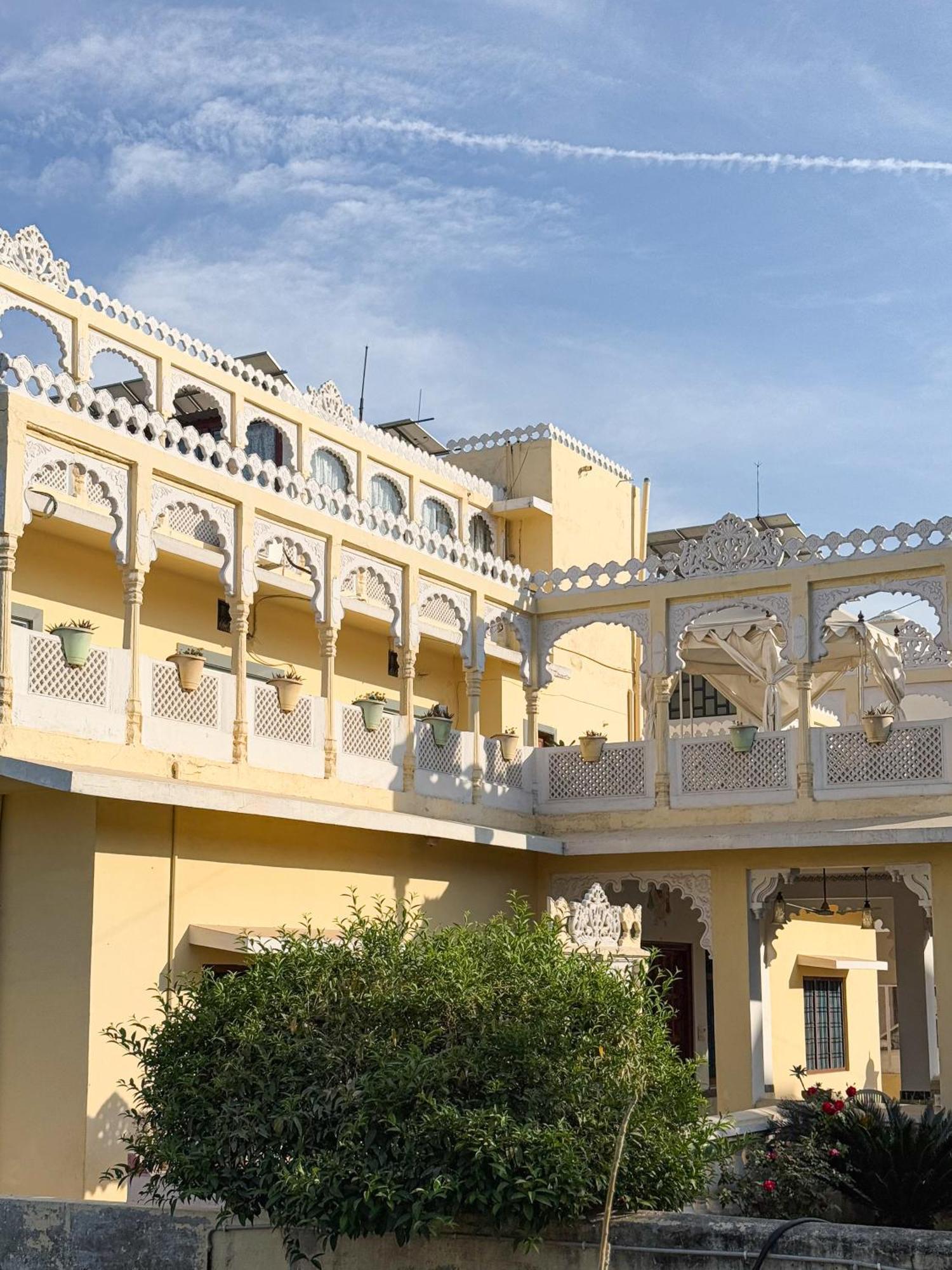 The Vaag - A Luxury Pool In * Udaipur
