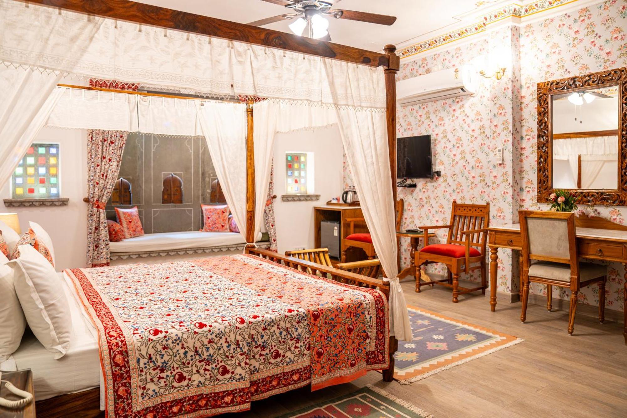 Hotel Udaigarh - 3*