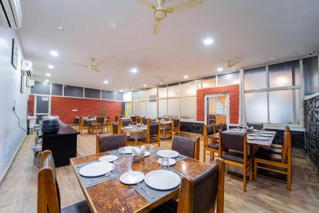 Hotel Vedic Vista