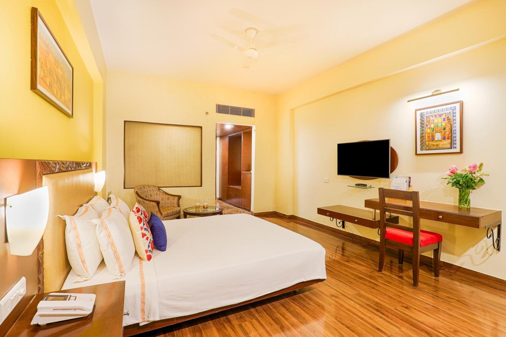 Resort Club Mahindra 4*